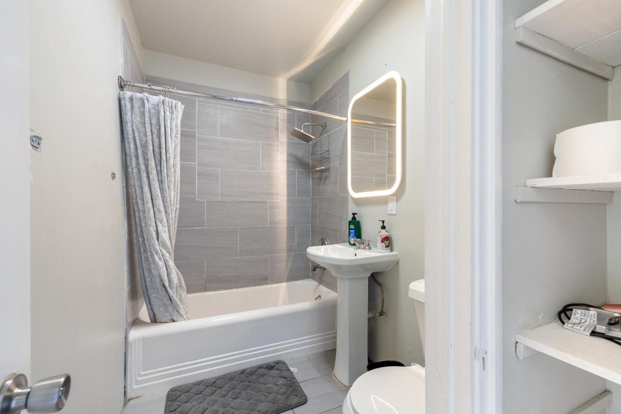 2 Bedroom Unit Near Downtown Сан Антонио Екстериор снимка
